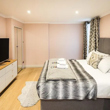 Apartamento Superb Chelsea Rare Find With Patio 2 Min From Tube Londres Exterior foto
