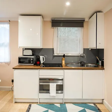 Apartamento Superb Chelsea Rare Find With Patio 2 Min From Tube Londres Exterior foto