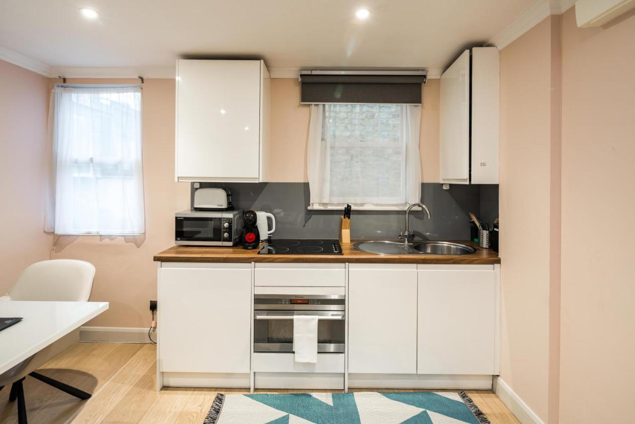 Superb Chelsea Rare Find With Patio 2 Min From Tube Londres